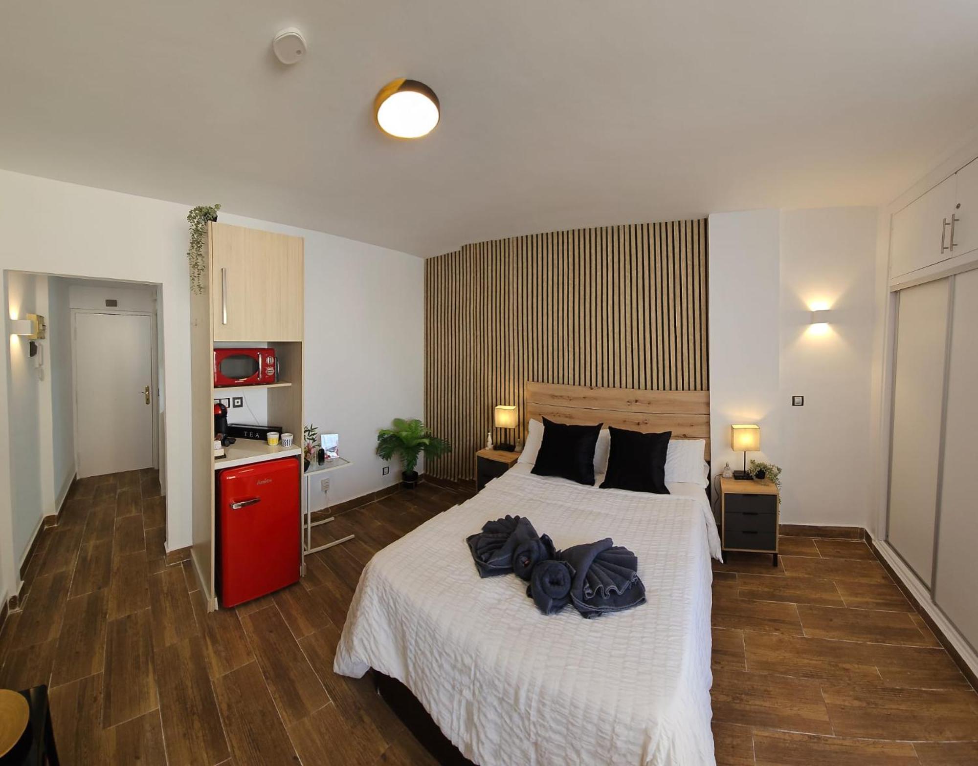 Namaste Modern Elegance City Center Apartment By Namaste Elite Torremolinos Dış mekan fotoğraf