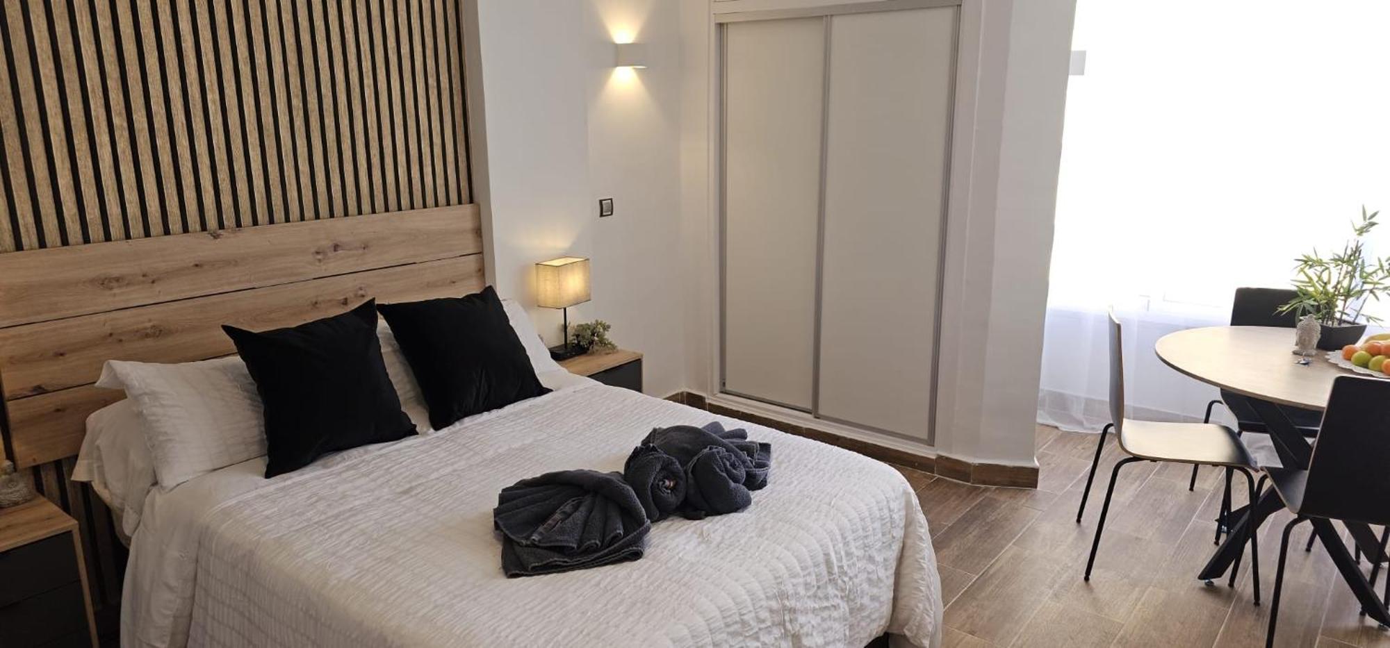 Namaste Modern Elegance City Center Apartment By Namaste Elite Torremolinos Dış mekan fotoğraf